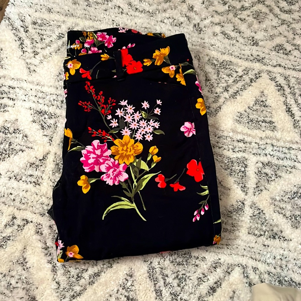 Old navy pixie pants